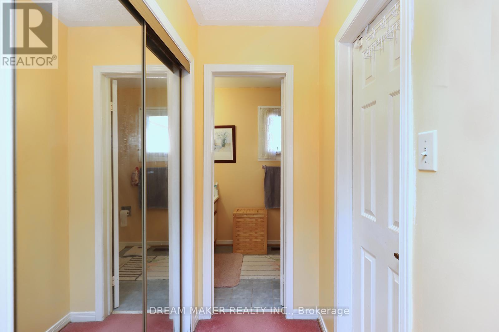 4272 Wakefield Crescent, Mississauga, Ontario  L5C 4M4 - Photo 31 - W12633920