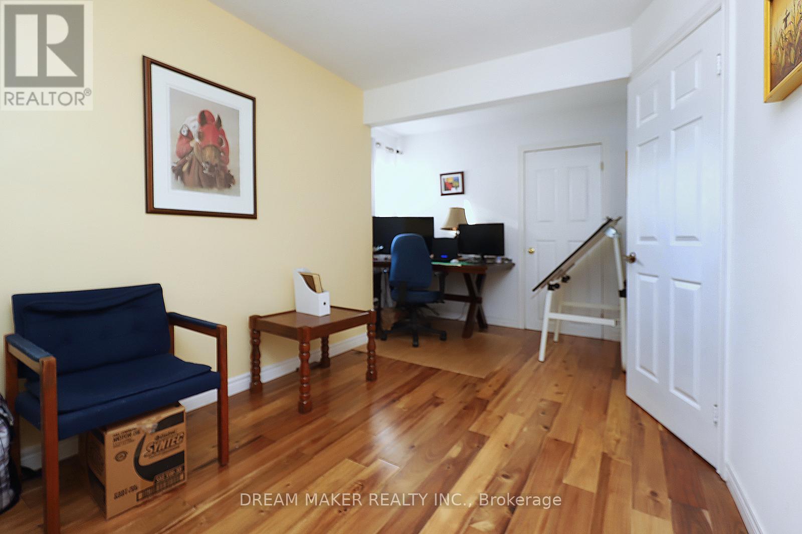 4272 Wakefield Crescent, Mississauga, Ontario  L5C 4M4 - Photo 35 - W12633920