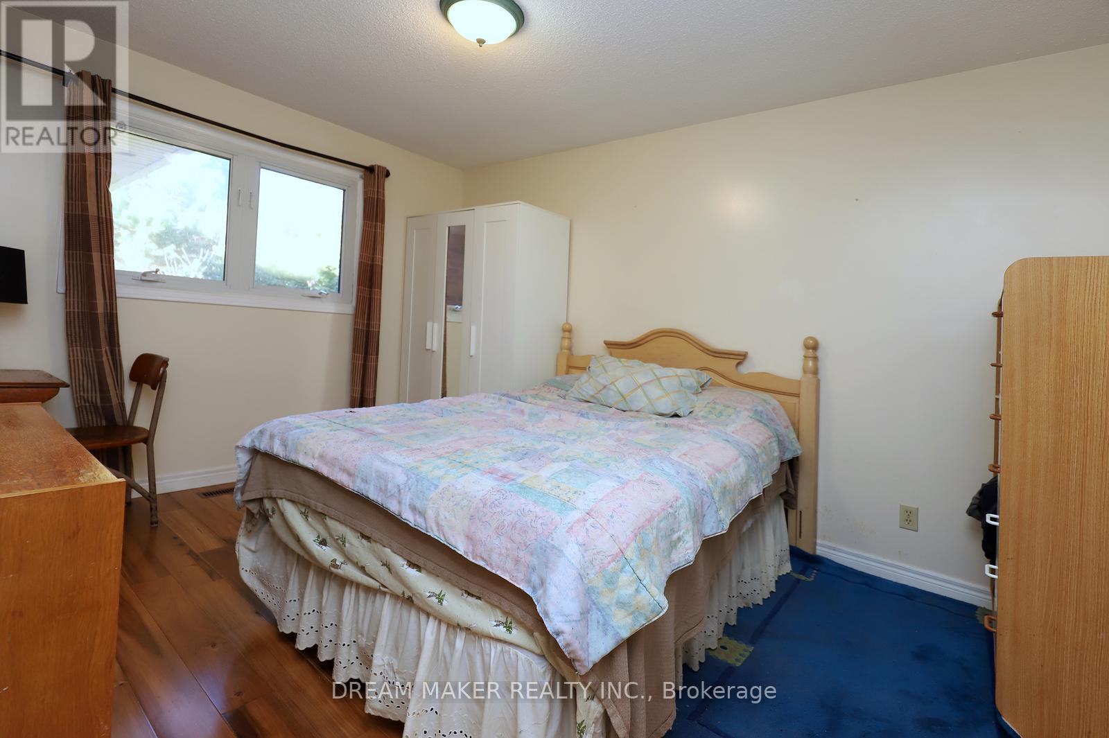 4272 Wakefield Crescent, Mississauga, Ontario  L5C 4M4 - Photo 39 - W12633920