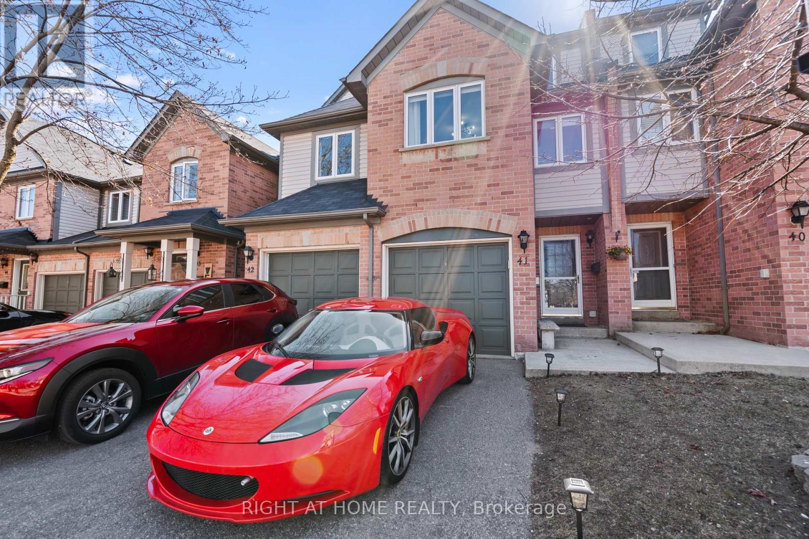 41 - 2088 LEANNE BOULEVARD, Mississauga, Ontario