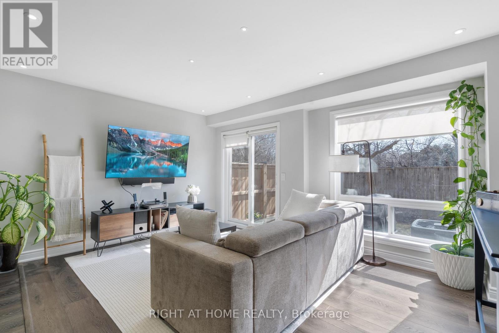 41 - 2088 Leanne Boulevard, Mississauga, Ontario  L5K 2S7 - Photo 10 - W12633934