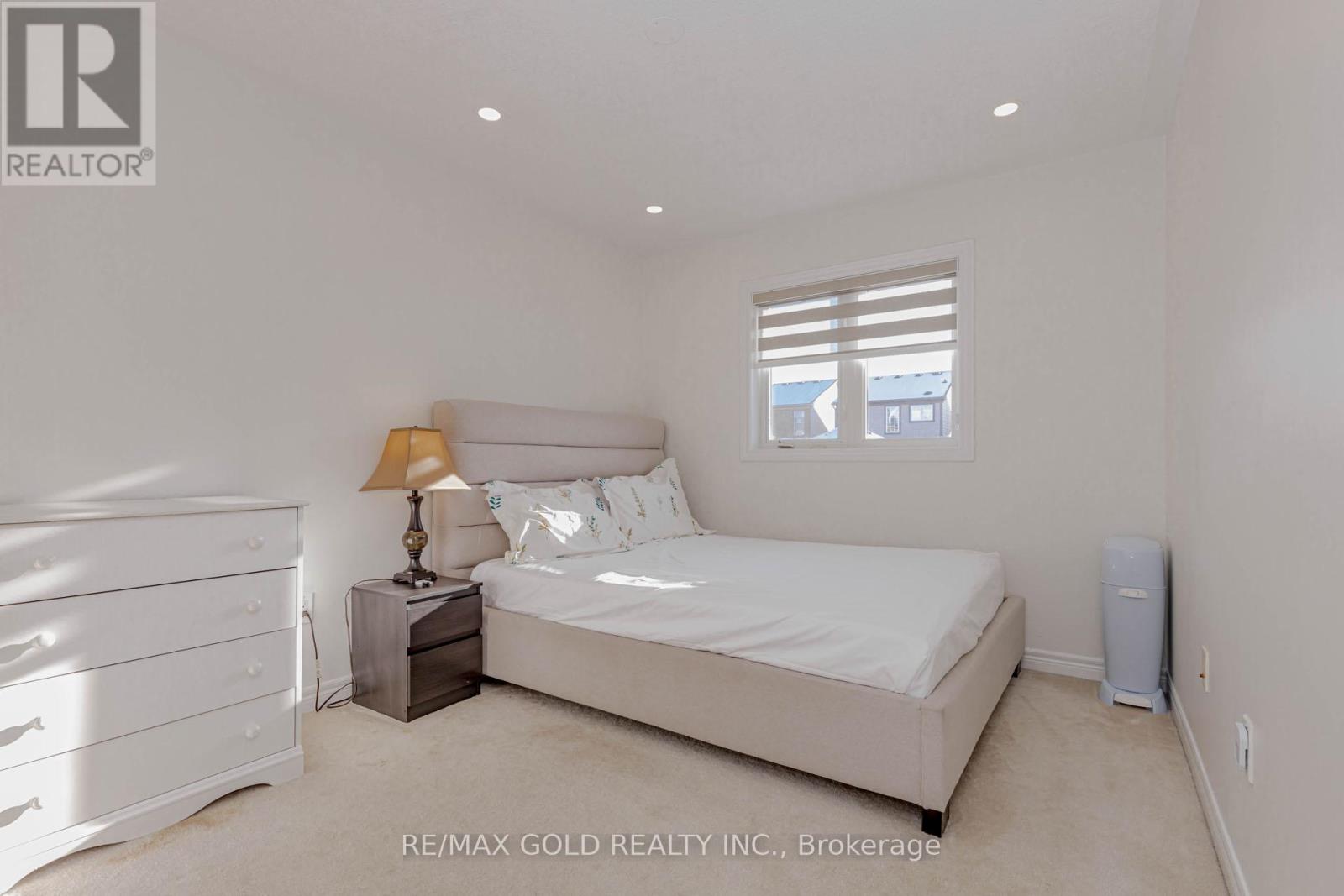 246 Littlewood Drive, Oakville, Ontario  L6H 7K1 - Photo 31 - W12633968