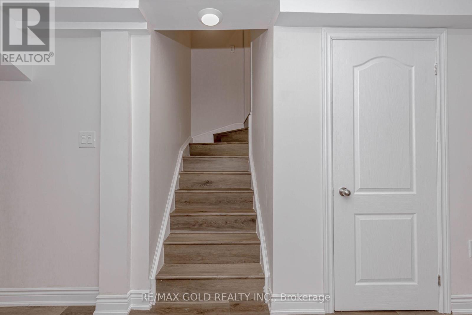 246 Littlewood Drive, Oakville, Ontario  L6H 7K1 - Photo 39 - W12633968