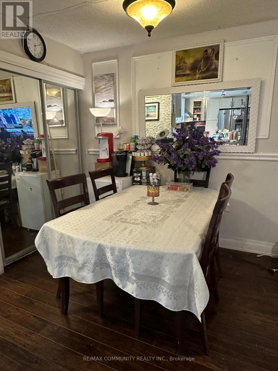 1604 - 370 Dixon Road, Toronto, Ontario M9R 1T2 - Photo 4 - W12633976