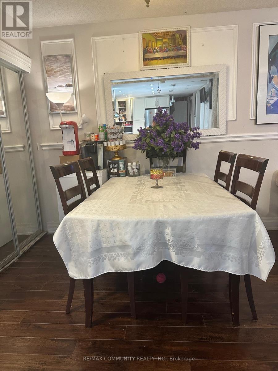 1604 - 370 Dixon Road, Toronto, Ontario M9R 1T2 - Photo 5 - W12633976