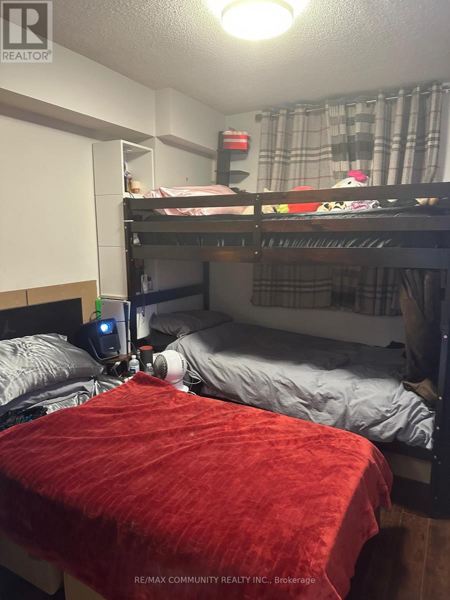 1604 - 370 Dixon Road, Toronto, Ontario M9R 1T2 - Photo 9 - W12633976