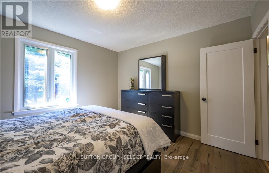 Upper - 6 Kirkton Court, London North (North H), Ontario  N5X 1T2 - Photo 21 - X12633460