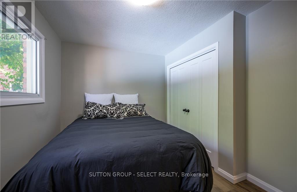 Upper - 6 Kirkton Court, London North (North H), Ontario  N5X 1T2 - Photo 19 - X12633460