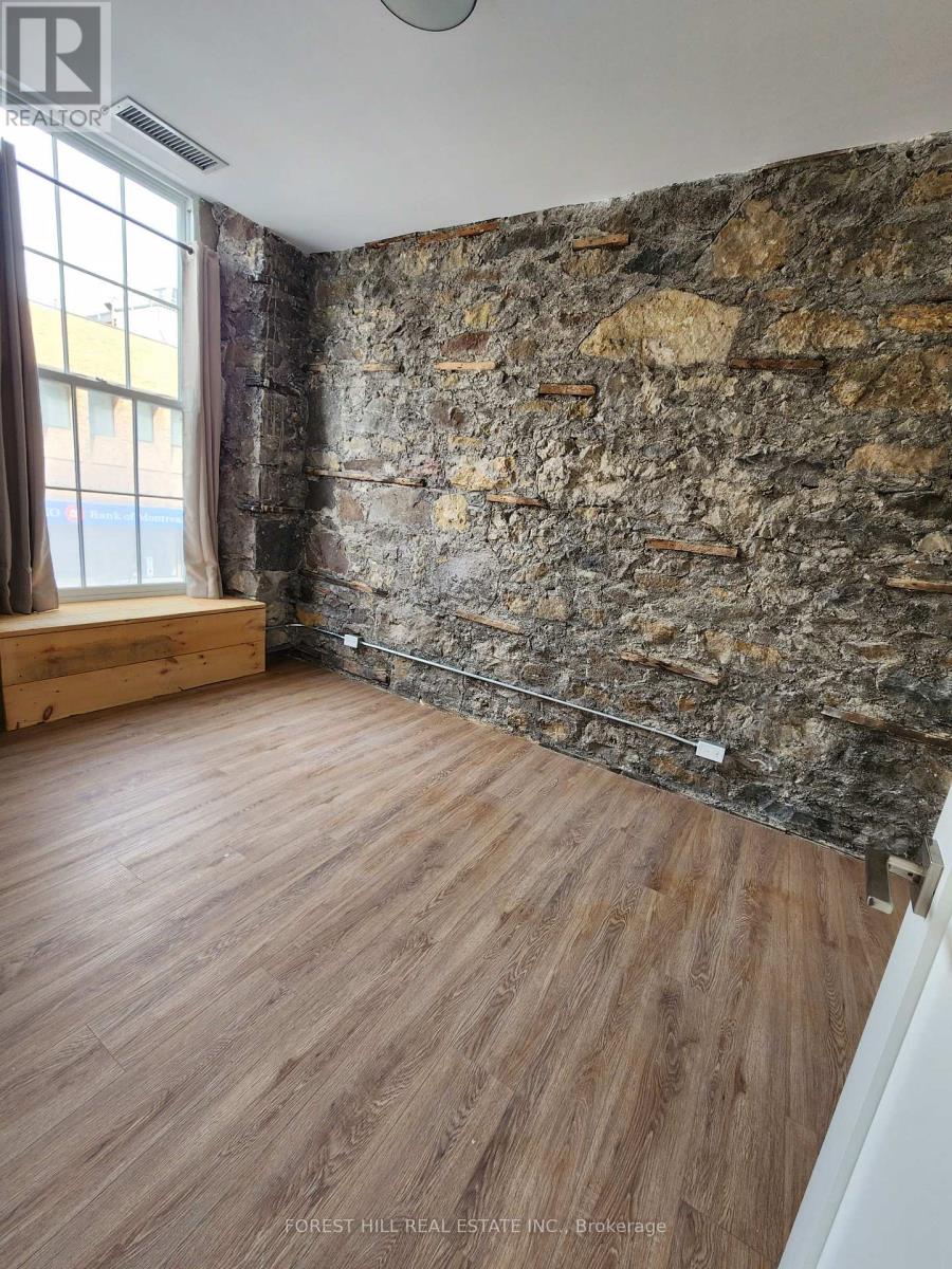 301 - 35-39 Main Street, Cambridge, Ontario  N1R 1V6 - Photo 7 - X12633944