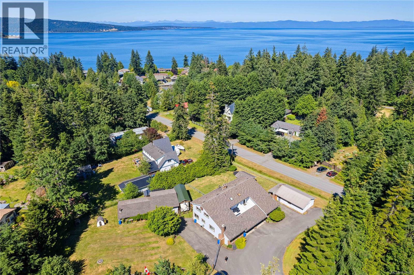 A & B 153 Bald Eagle Cres, Bowser, British Columbia  V0R 1G0 - Photo 2 - 1014008