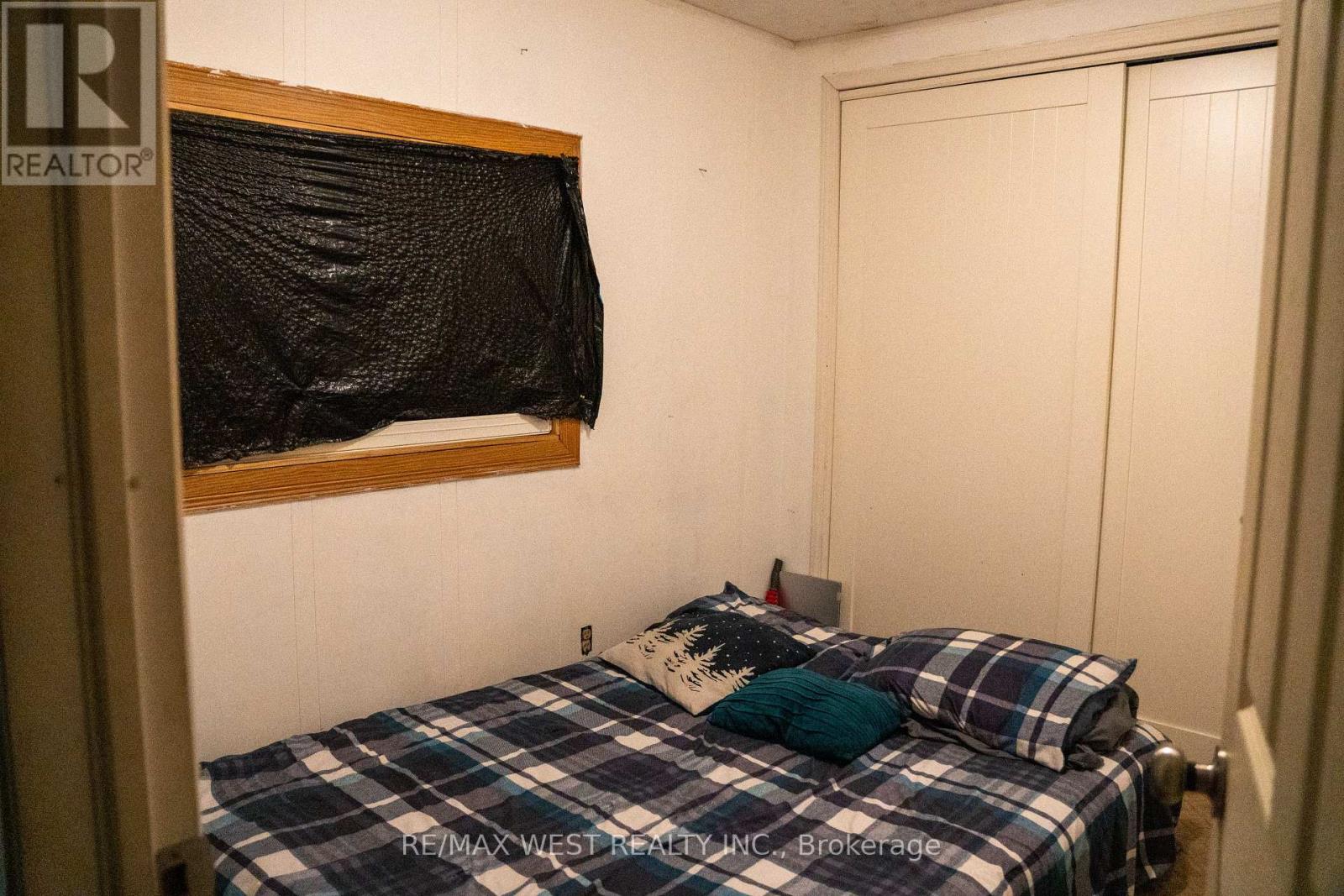 3 Lakeland Drive, Toronto, Ontario  M9V 1M8 - Photo 30 - W12630998