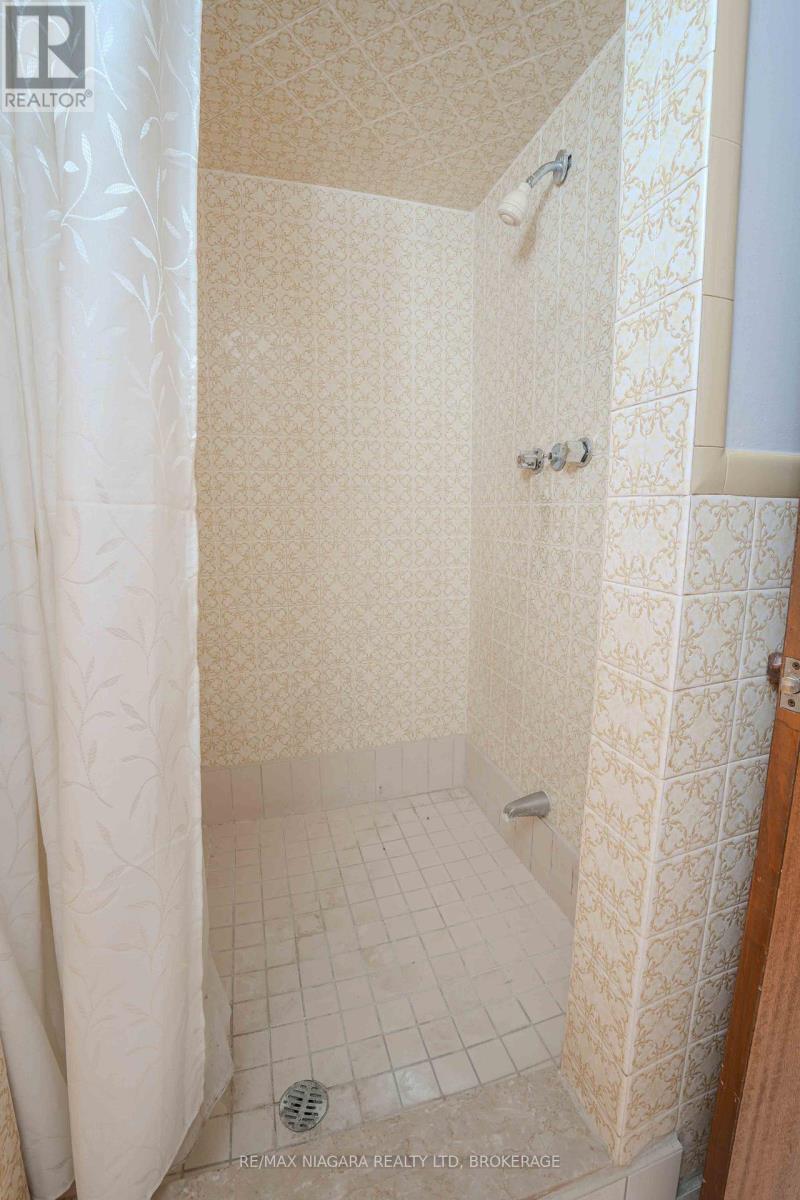 28 Tanera Crescent, St. Catharines (Carlton/bunting), Ontario  L2M 7K1 - Photo 24 - X12634058