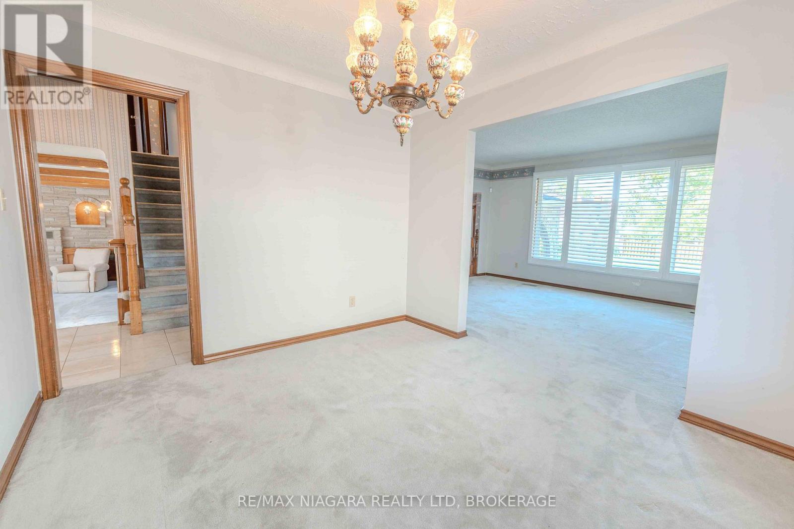 28 Tanera Crescent, St. Catharines (Carlton/bunting), Ontario  L2M 7K1 - Photo 7 - X12634058