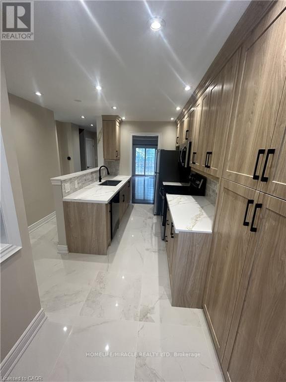 49 Ristau Crescent, Kitchener, Ontario  N2E 3A8 - Photo 8 - X12633974