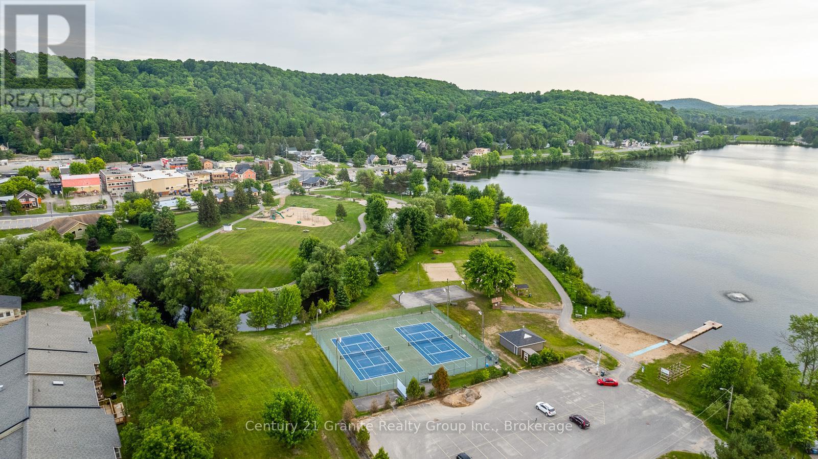 2 - 50 York Street, Dysart Et Al (Dysart), Ontario  K0M 1S0 - Photo 12 - X12633984