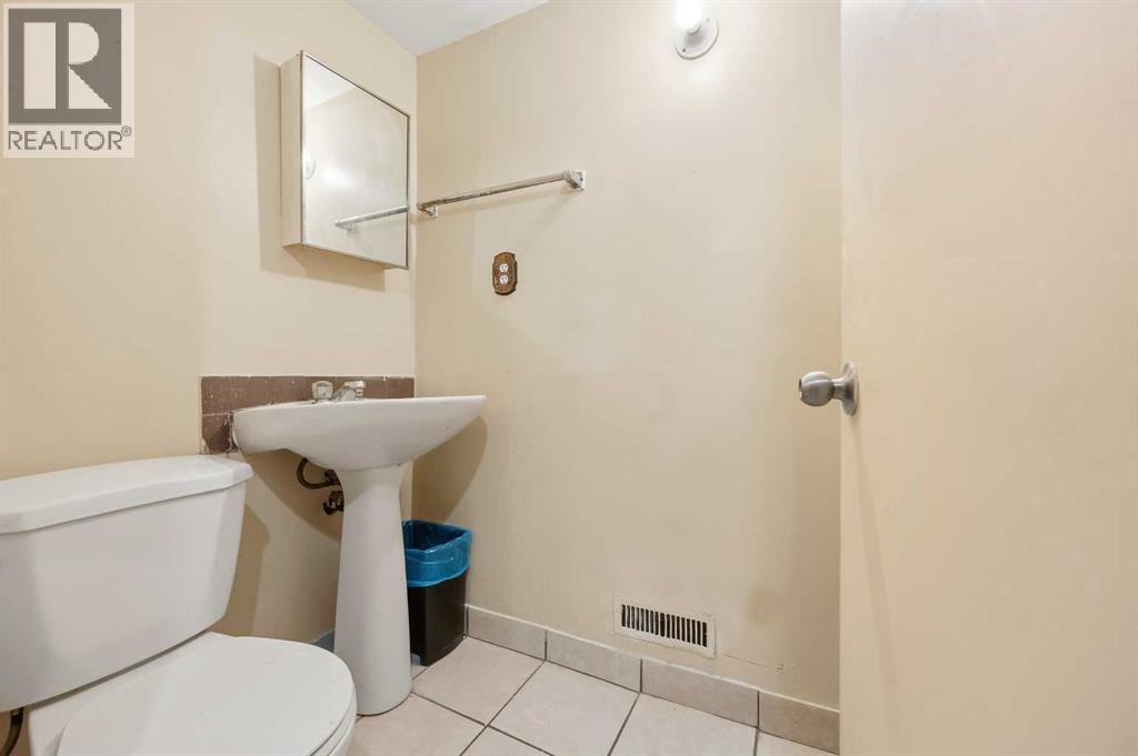 1643 Marlyn Way Ne, Calgary, Alberta  t2a 3k8 - Photo 22 - A2272011