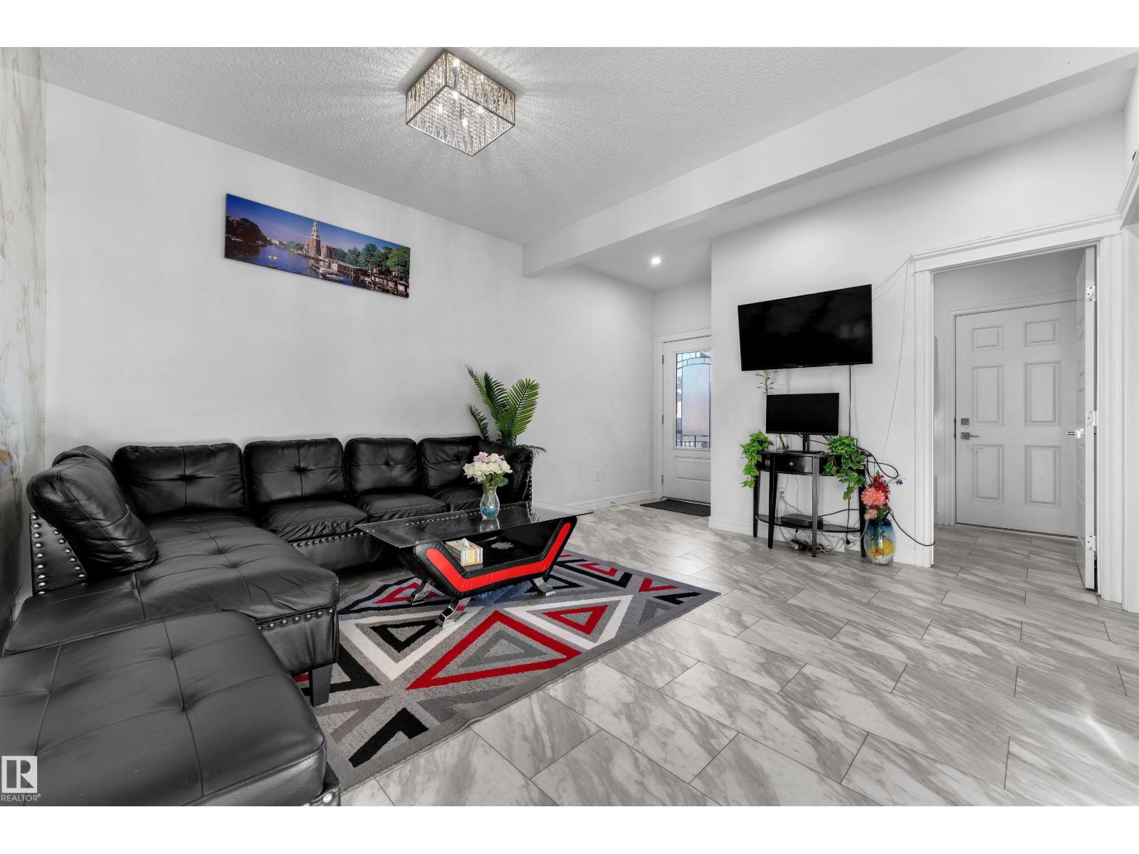 1315 20 St Nw, Edmonton, Alberta  T6T 2R8 - Photo 5 - E4468160