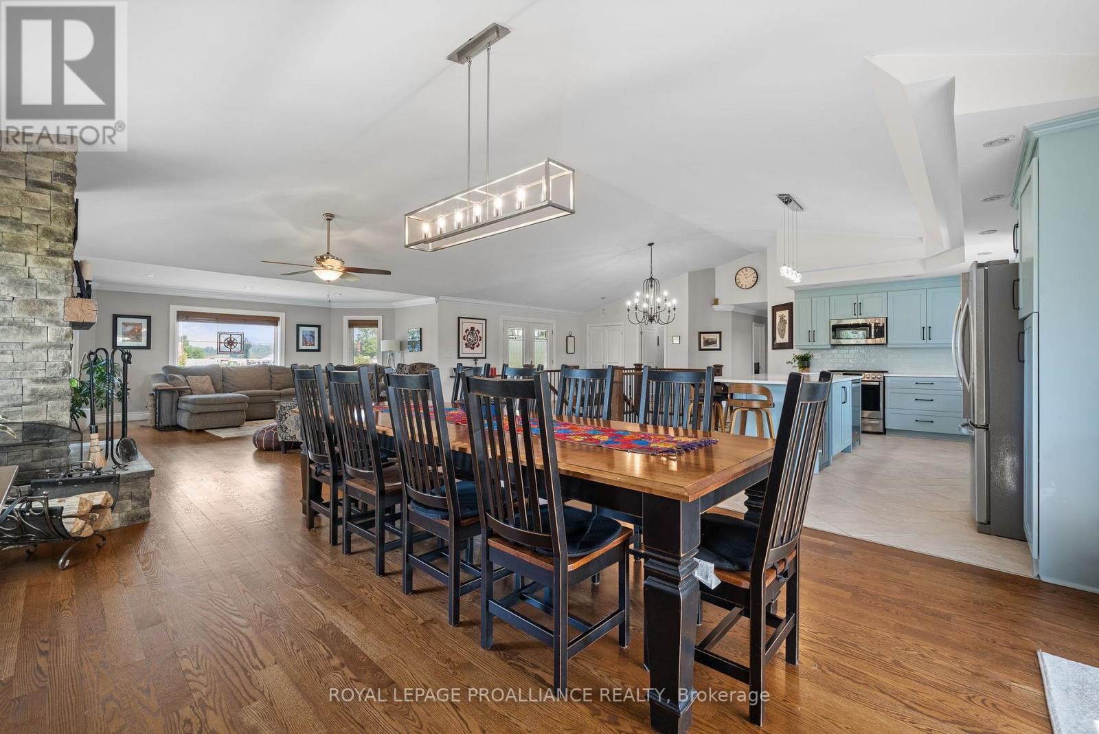 6282 County Road 2, Loyalist, Ontario  K0H 2H0 - Photo 11 - X12297261