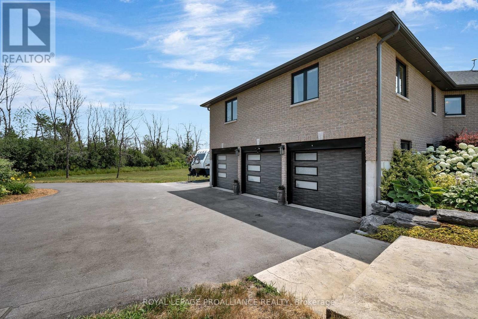 6282 County Road 2, Loyalist, Ontario  K0H 2H0 - Photo 4 - X12297261