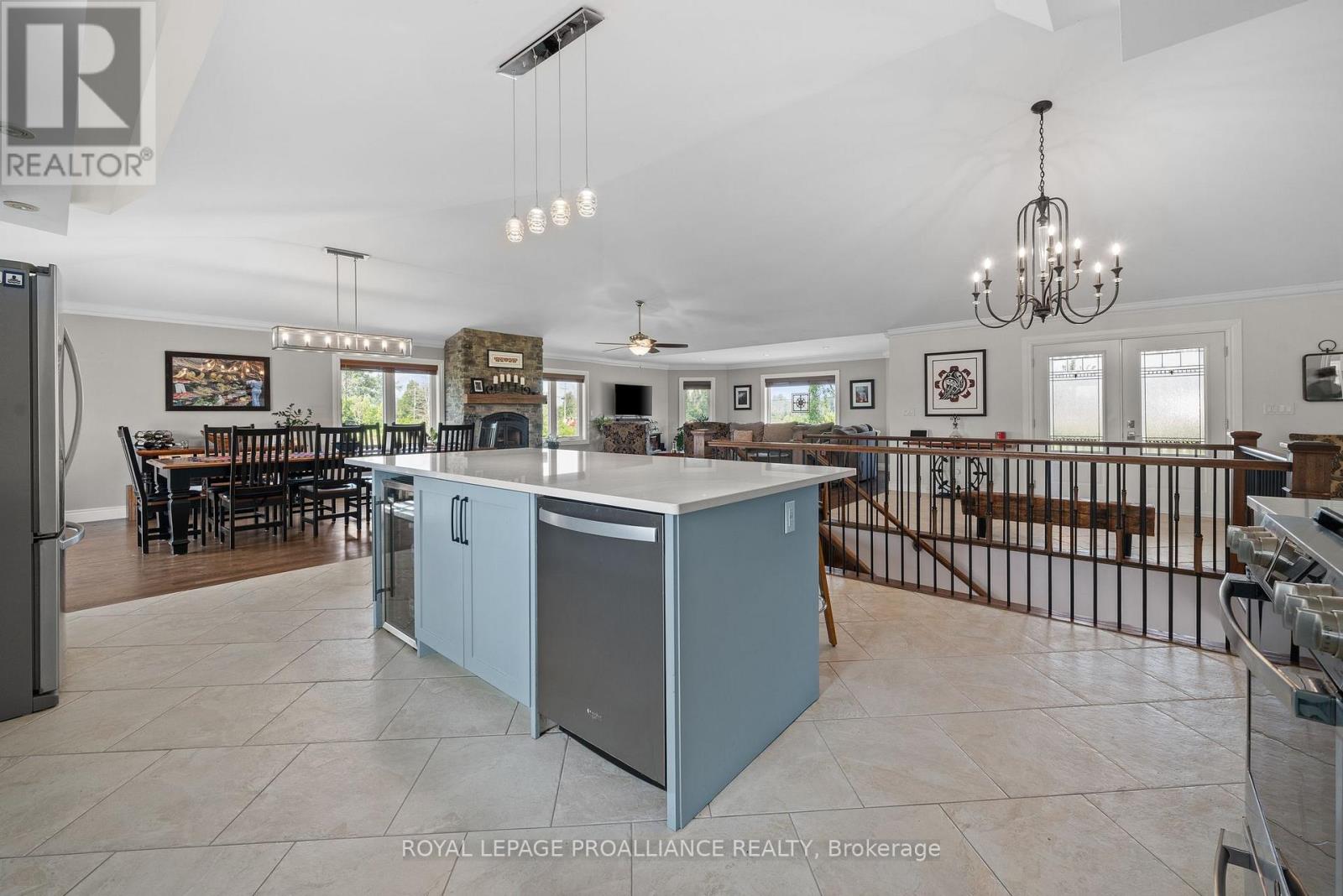 6282 County Road 2, Loyalist, Ontario  K0H 2H0 - Photo 9 - X12297261