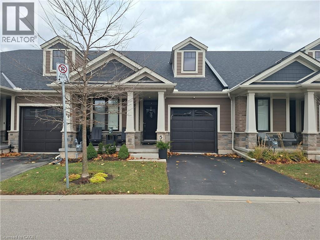 5 MCCLAY Avenue, Grimsby, Ontario