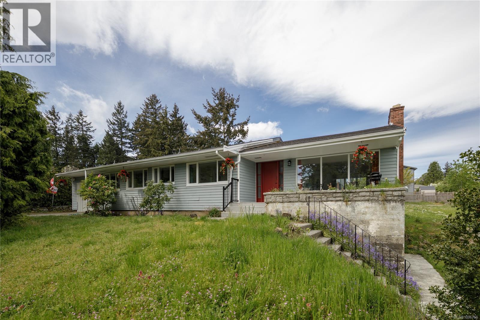 2555 Departure Bay Rd, Nanaimo, British Columbia