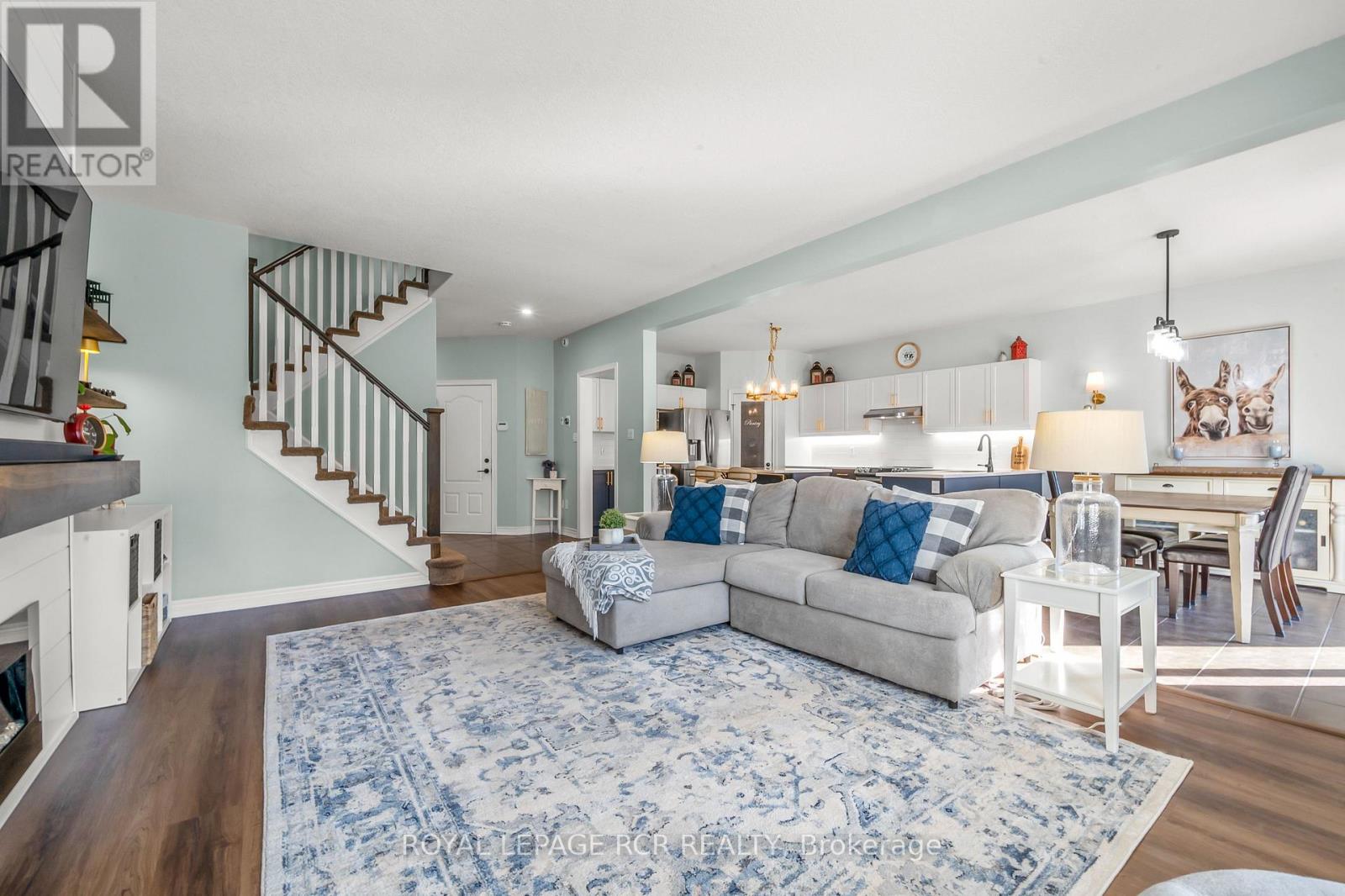 85 Laverty Crescent, Orangeville, Ontario  L9W 6R7 - Photo 6 - W12380072