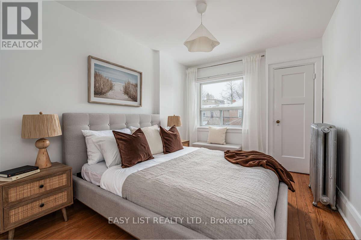 44 Parkdale Road, Toronto, Ontario  M6R 1E2 - Photo 25 - W12631076