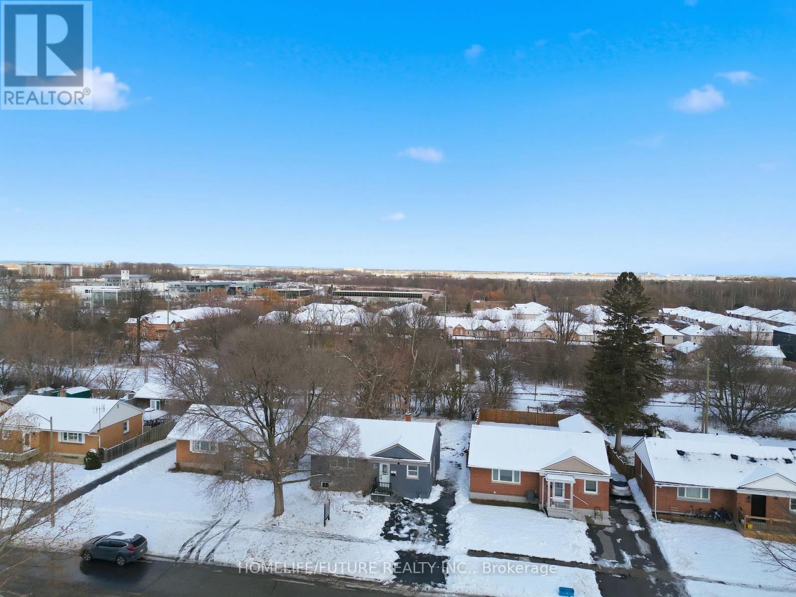 81 Admiral Road, Ajax, Ontario  L1S 2N8 - Photo 5 - E12634032