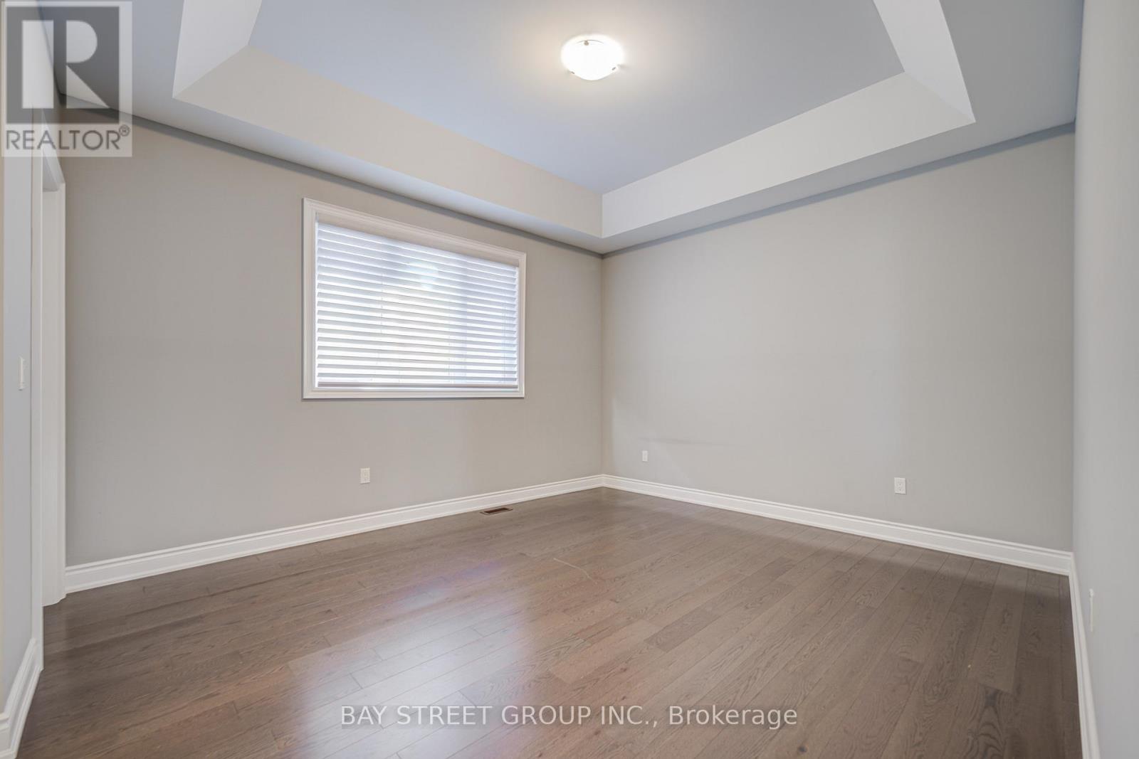 75 Douglas Road, Richmond Hill, Ontario  L4E 3H1 - Photo 30 - N12634052