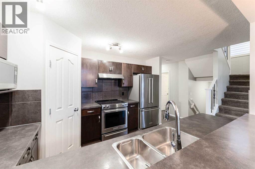 20 Bridlecrest Court Sw, Calgary, Alberta  T2Y 5J3 - Photo 9 - A2274621