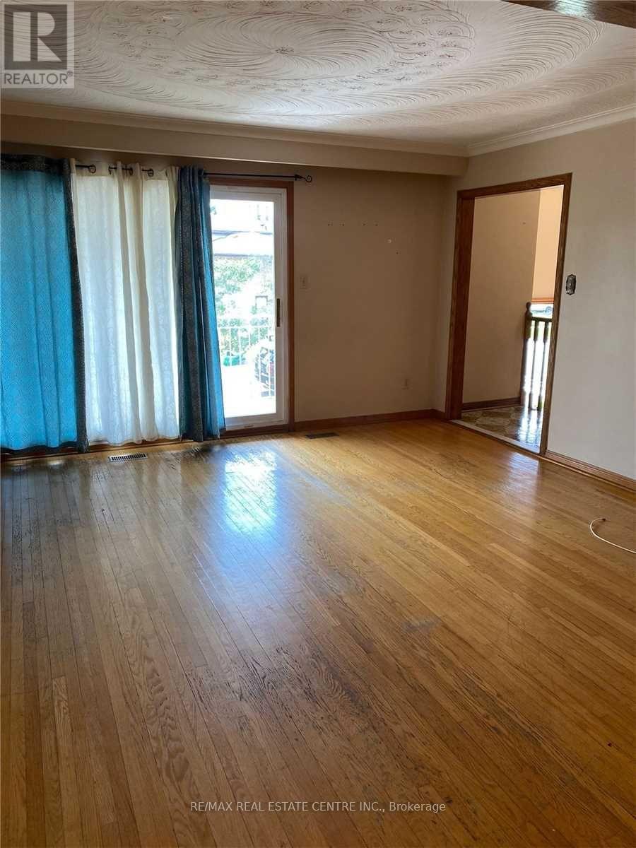 Upper - 39 Fallway Road, Brampton, Ontario  L6V 3H1 - Photo 8 - W12634014