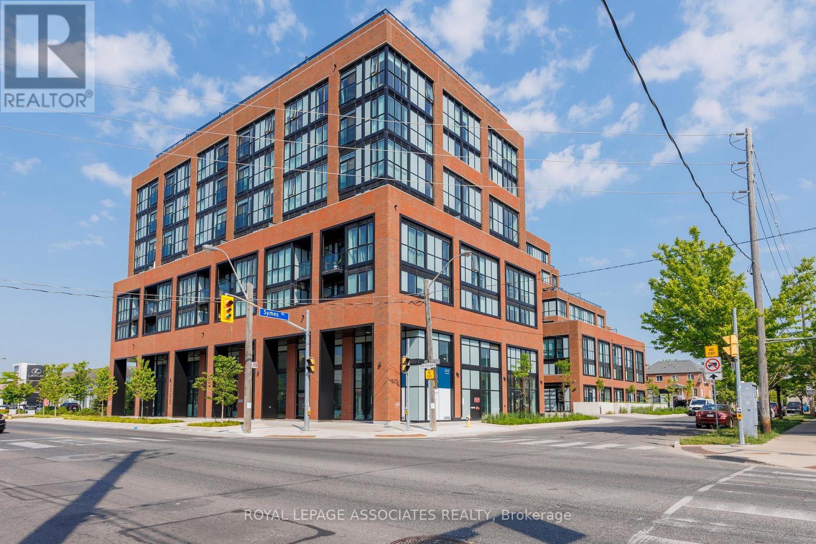 314 - 2300 St Clair Avenue, Toronto (Junction Area), Ontario  M6N 1K8 - Photo 3 - W12634018