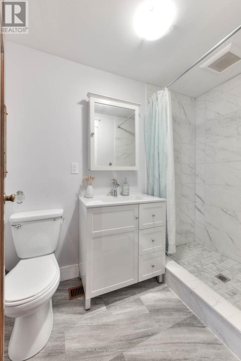 19 Stull Avenue, Guelph, Ontario N1H 1N2 - Photo 16 - X12634106