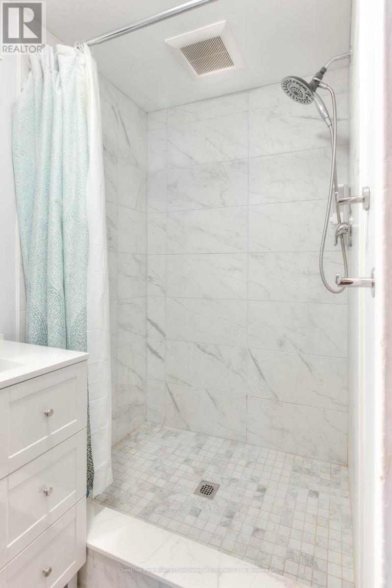 19 Stull Avenue, Guelph, Ontario N1H 1N2 - Photo 17 - X12634106