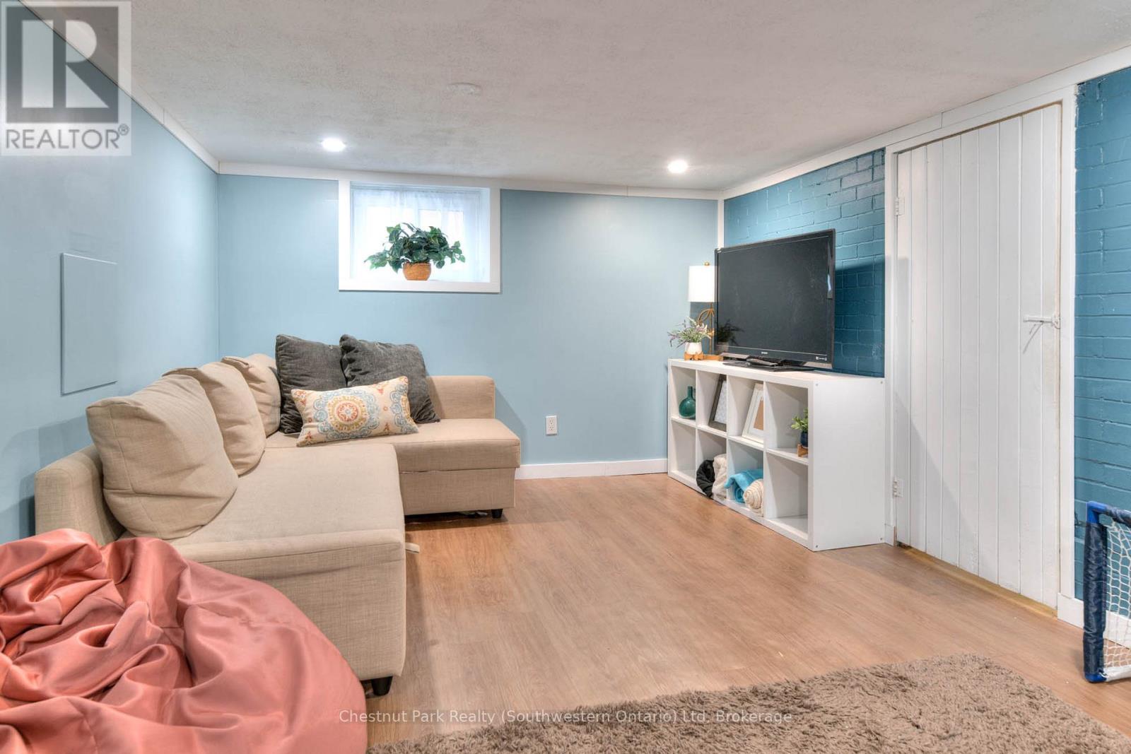 19 Stull Avenue, Guelph, Ontario N1H 1N2 - Photo 32 - X12634106