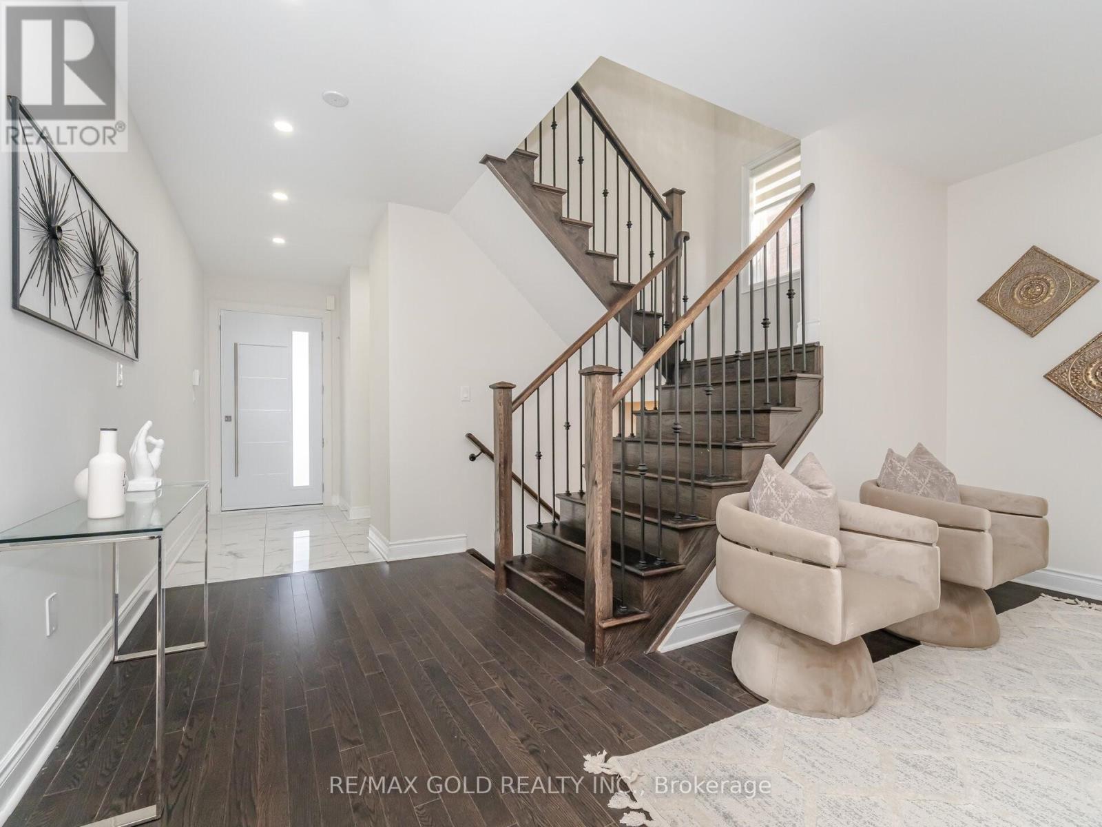 4 Buttonwood Road, Brampton, Ontario  L6P 4J9 - Photo 15 - W12634042