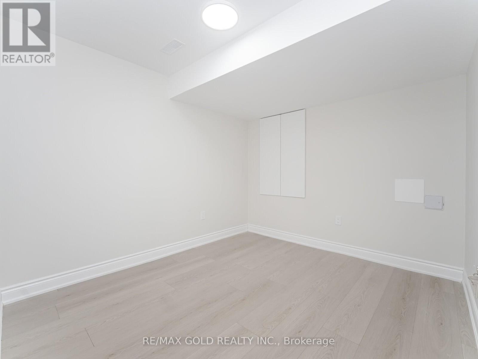 4 Buttonwood Road, Brampton, Ontario  L6P 4J9 - Photo 28 - W12634042