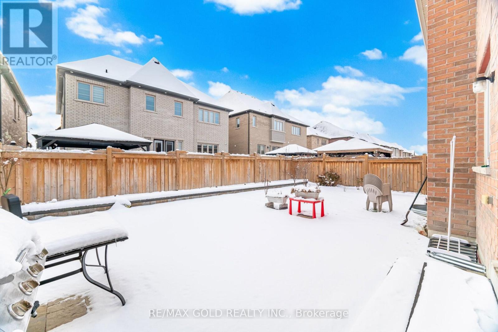 4 Buttonwood Road, Brampton, Ontario  L6P 4J9 - Photo 35 - W12634042