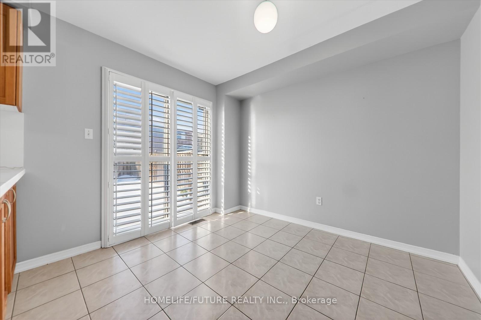 29 Riverplace Crescent, Brampton, Ontario  L6P 2N3 - Photo 14 - W12634060