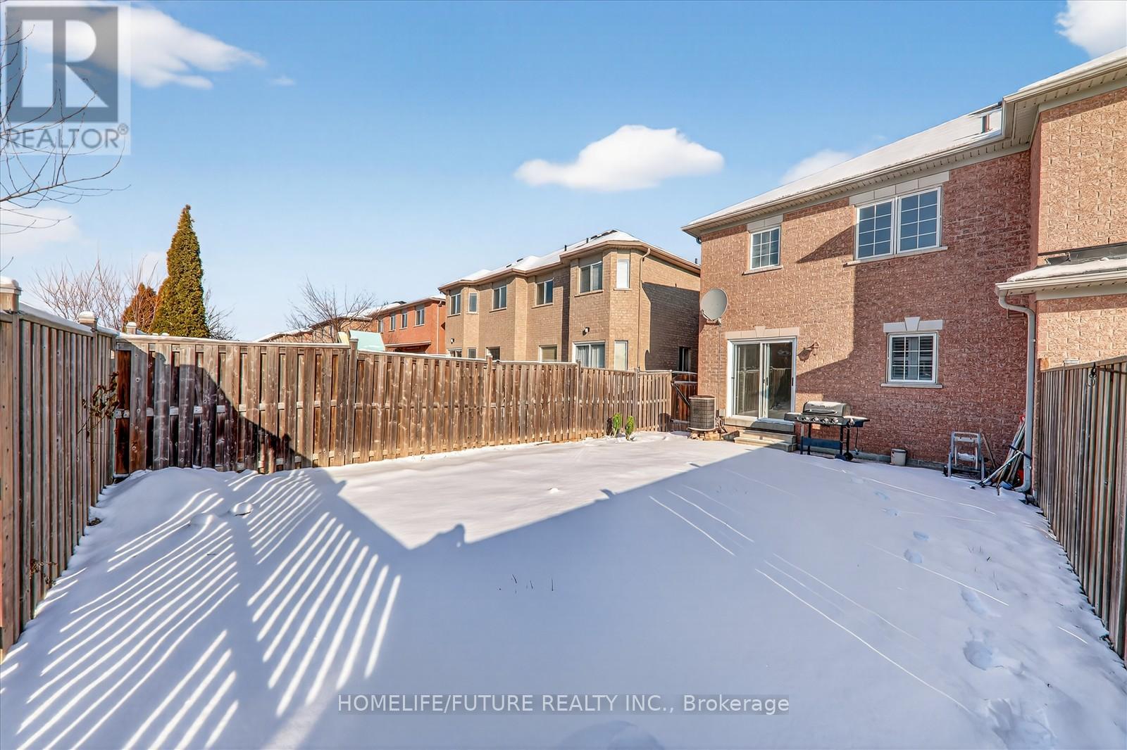 29 Riverplace Crescent, Brampton, Ontario  L6P 2N3 - Photo 33 - W12634060