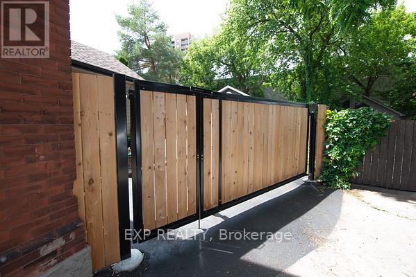 #2 - 56 John Street, Brampton, Ontario  L6W 1Z3 - Photo 12 - W12634064