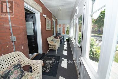 #2 - 56 John Street, Brampton, Ontario  L6W 1Z3 - Photo 3 - W12634064