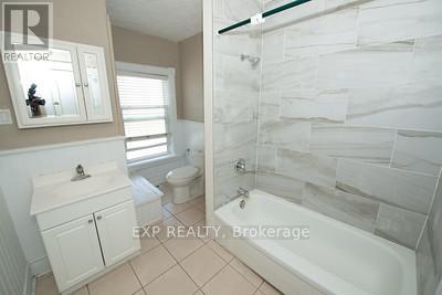 #2 - 56 John Street, Brampton, Ontario  L6W 1Z3 - Photo 9 - W12634064