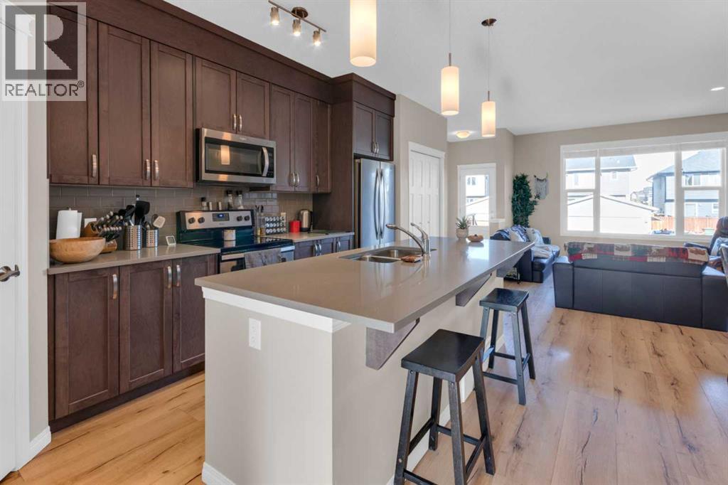 84 Fireside Crescent, Cochrane, Alberta  T4C 2L5 - Photo 8 - A2265612