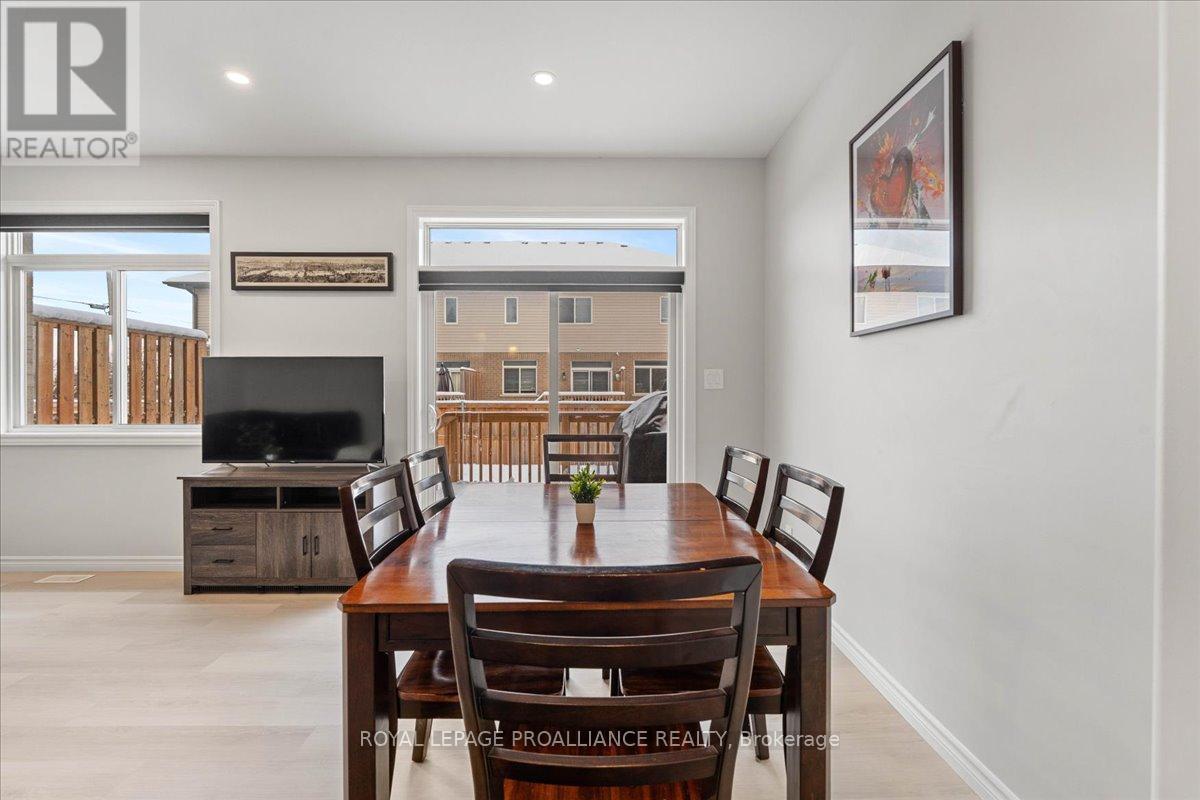 18 Miramichi Street, Belleville, Ontario  K8N 0T3 - Photo 13 - X12634196