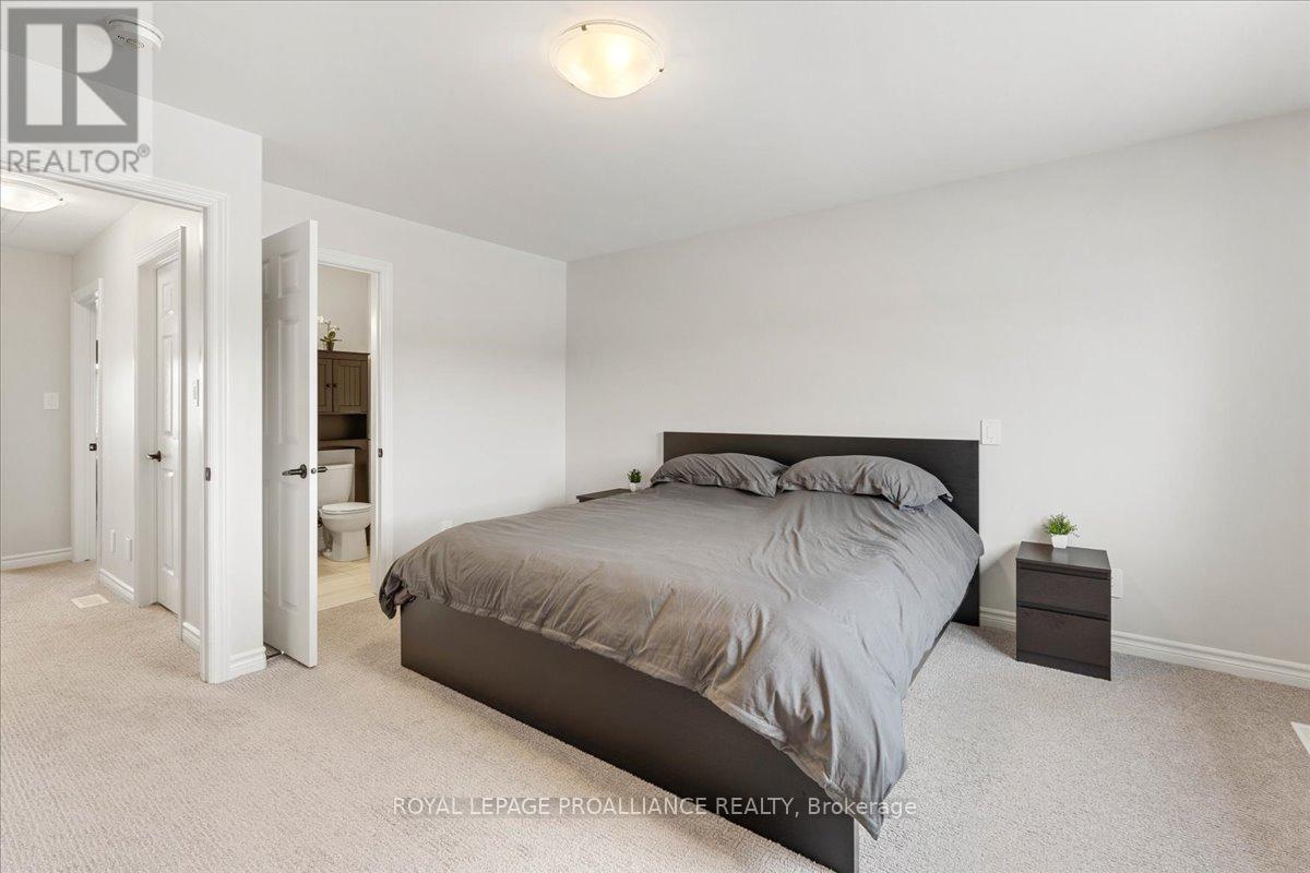 18 Miramichi Street, Belleville, Ontario  K8N 0T3 - Photo 20 - X12634196