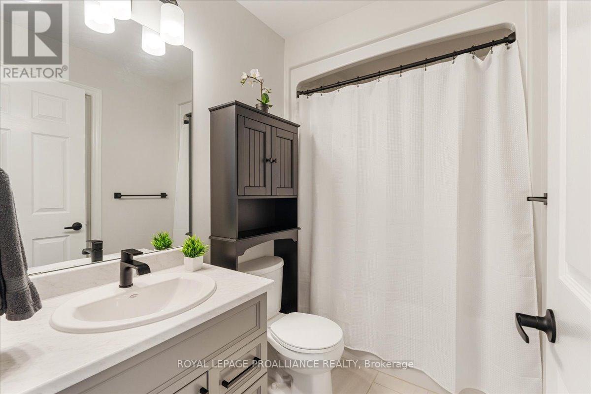 18 Miramichi Street, Belleville, Ontario  K8N 0T3 - Photo 23 - X12634196