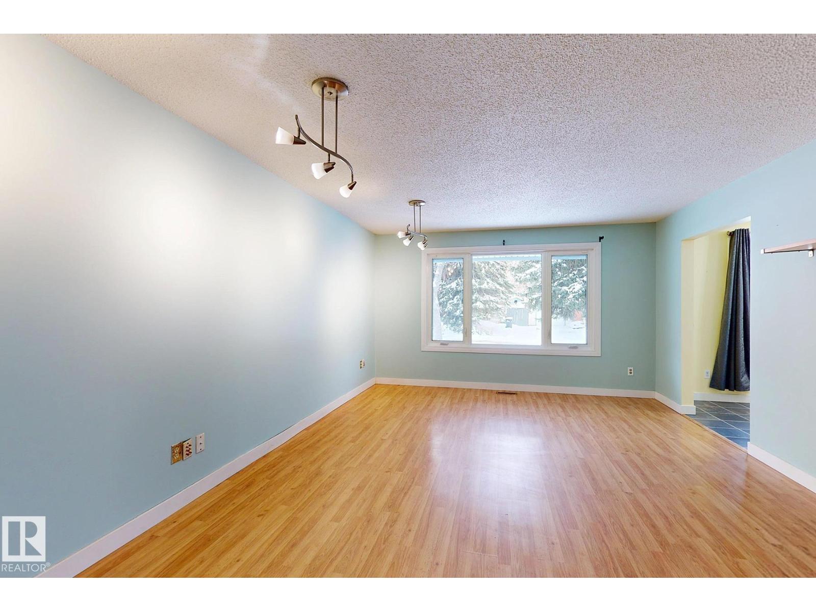 131 Garland Cr, Sherwood Park, Alberta  T8A 2R1 - Photo 5 - E4468165