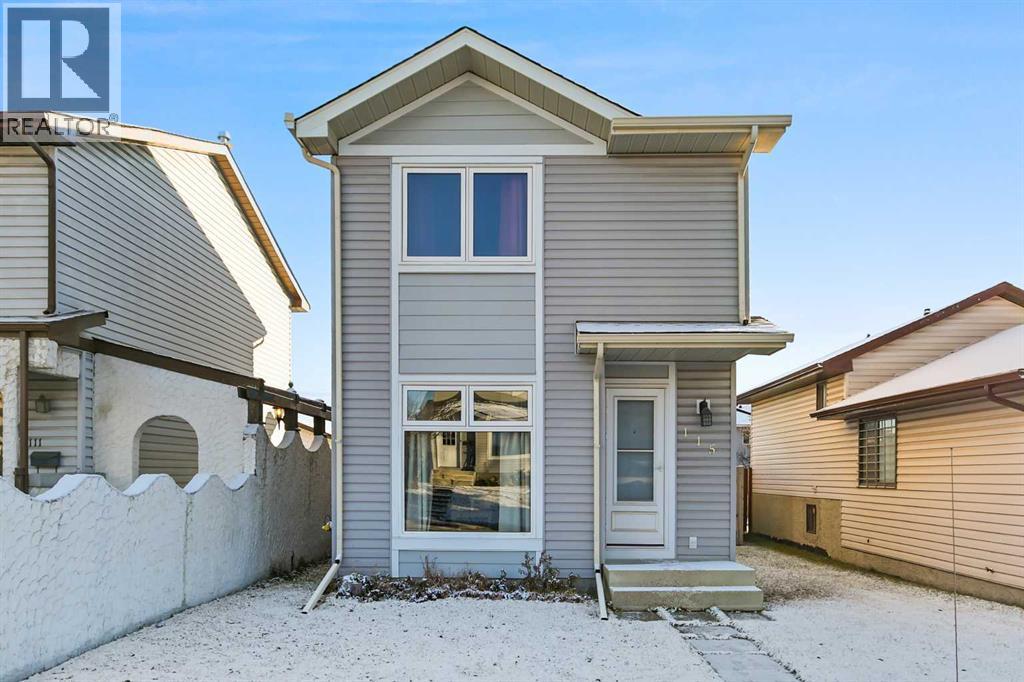 115 Castlegreen Close NE, Calgary, Alberta